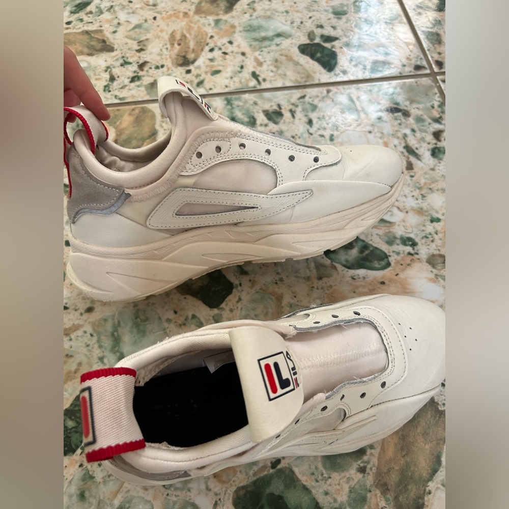 Fila Shoes Size 6 - Picture 5 of 10